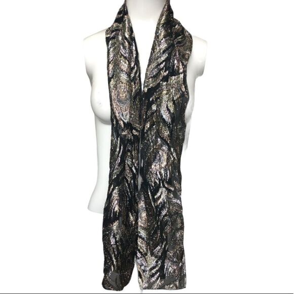 3/$15 or 5/$20 NWT black gold silver scarf from the Bon Ton - Picture 2 of 5